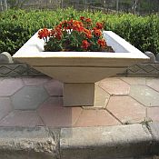 Kutstone Composite Cubic Planters