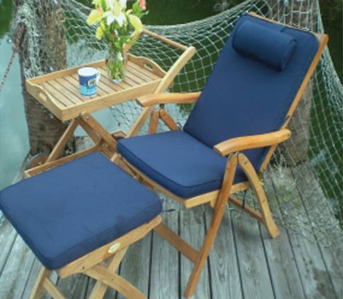 patio set with footrest