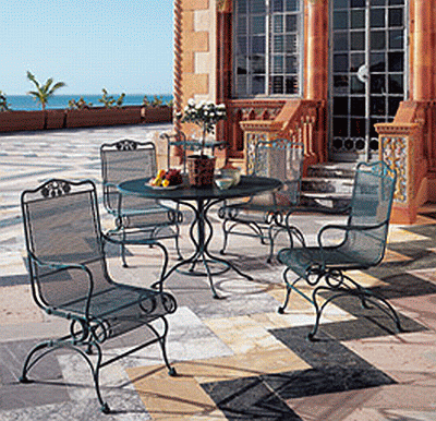 Patio Table  Chairs on Briarwood Wrought Iron Patio Set   Briarwoodset